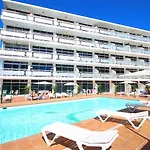 Strelitzias Apartament *