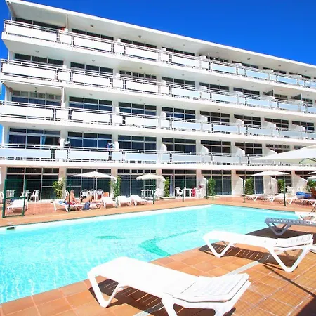 Strelitzias Apartman *