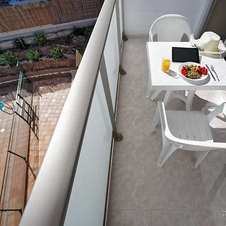 Strelitzias Apartman