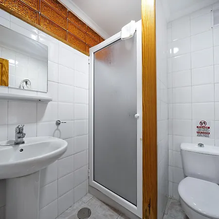 Strelitzias Apartman *