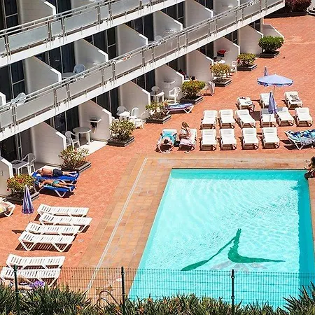 Strelitzias Apartament